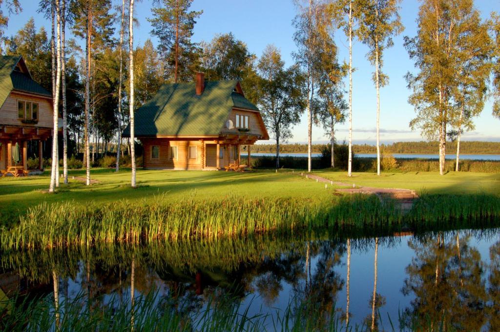 Holiday Complex Cirmas Ezerkrasts Lucyn Zewnętrze zdjęcie
